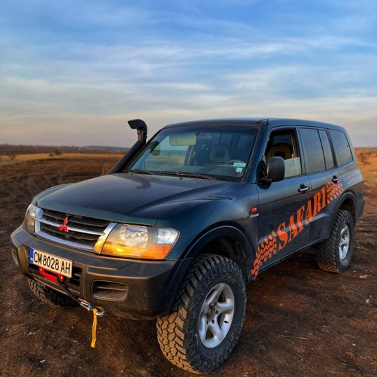 Приключение сред гъстите иглолистни гори с ''Офроуд разходка с джип във Варна'' от Makaroon Приключение сред гъстите иглолистни гори с ''Офроуд разходка с джип във Варна'' от Makaroon