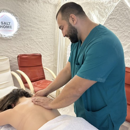 Грижа за здравето "Терапия в солна стая + масаж + светлинна терапия с антиейджинг" от Makaroon