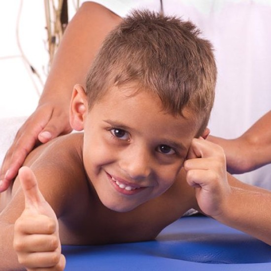 Споделена почивка с „Масаж за дете с родител в гр. Варна“ от Makaroon