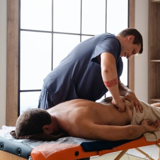 Грижа със Спа ден за Него във Варна от Makaroon