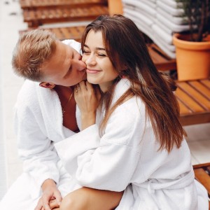 Спа ден за Него и Нея във Варна – споделена грижа и блаженство за двама!  