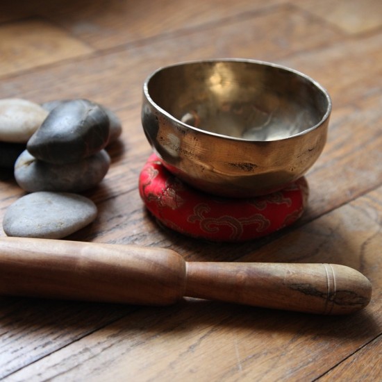 Пеещи купи и лечебна звукотерапия „Тибетски купи“ в София от Makaroon