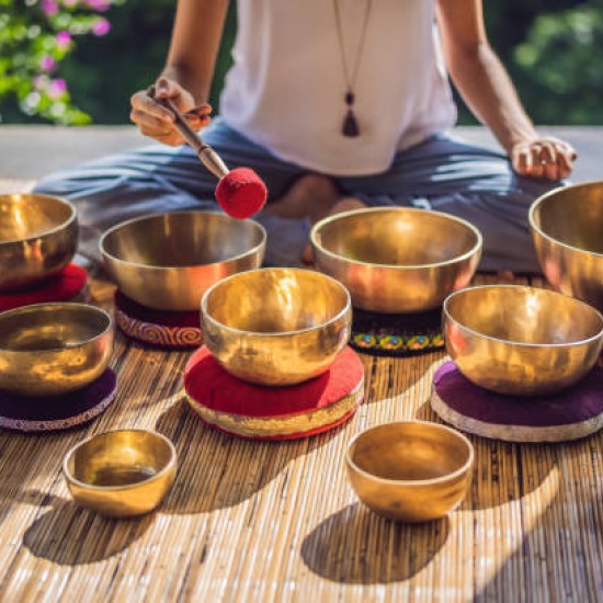 Пеещи купи и лечебна звукотерапия „Тибетски купи“ в София от Makaroon