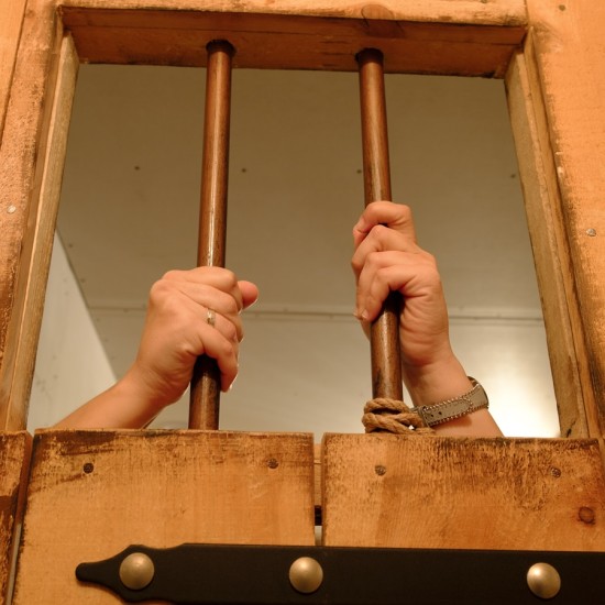 Пренесете се в едно щуро приключение с Ескейп стая „Дивия Запад“ в Пловдив от Makaroon