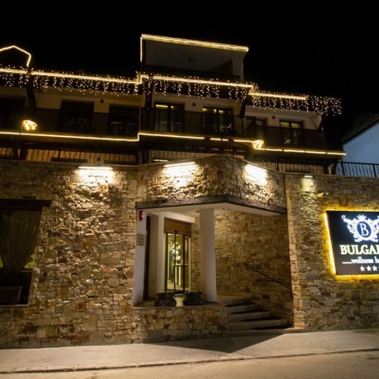 Екшън, отдих и адреналин с "Двудневен тур с ендуро мотори + нощувка в Wellness Hotel Bulgaria край Банско" от Makaroon