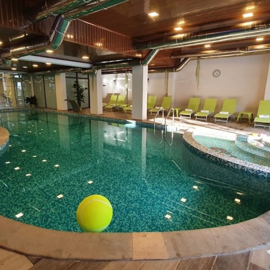 Екшън, отдих и адреналин с "Двудневен тур с ендуро мотори + нощувка в Wellness Hotel Bulgaria край Банско" от Makaroon