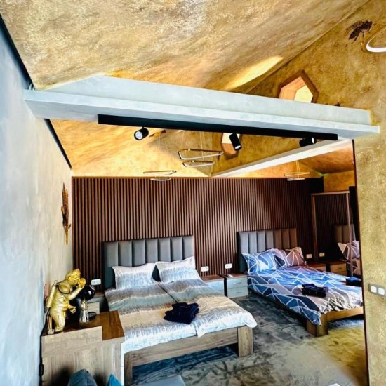 Нощувка в къща в комплекс „Валтата“ сред природата на Самуилово от Макароон