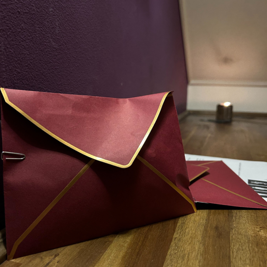 Открийте убиеца с "Мистериозна ролева парти игра с убийство „Victima” в София или Пловдив" от Makaroon Открийте убиеца с "Мистериозна ролева парти игра с убийство „Victima” в София или Пловдив" от Makaroon