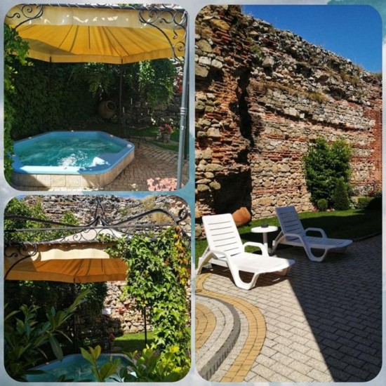 Пътешествие в миналото с пакет „Ухания от Париж“ за двама в бутиков хотел в Хисаря от Makaroon