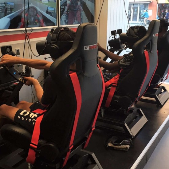 Вдигнете скорост с "VR Racing в Пловдив" от Makaroon