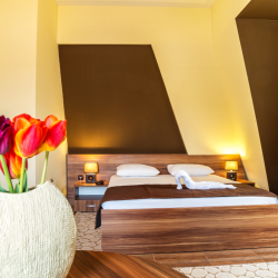 Две нощувки и неустоимо водно забавление в хидропарк Вятърните мелници