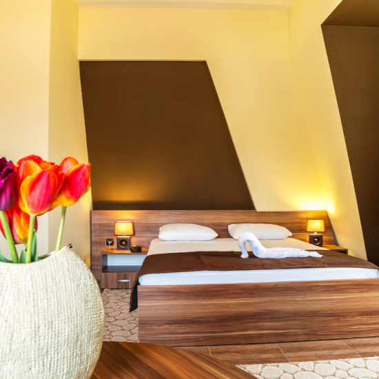 Две нощувки и неустоимо водно забавление в хидропарк Вятърните мелници от Макароон Две нощувки и неустоимо водно забавление в хидропарк Вятърните мелници от Макароон