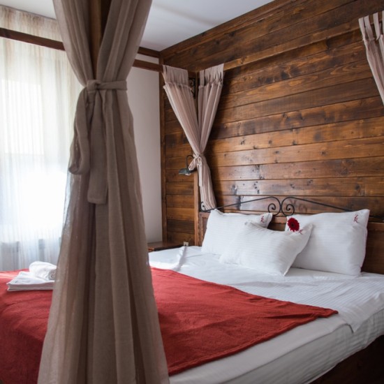 Нощувка за двама в с. Рожен – уют и комфорт в Пирин от Макароон