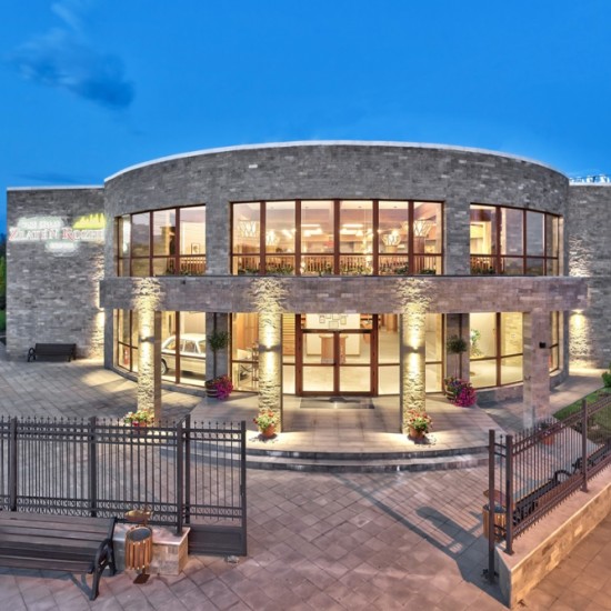 Дегустация на 3 вина за двама в село Капатово от Макароон