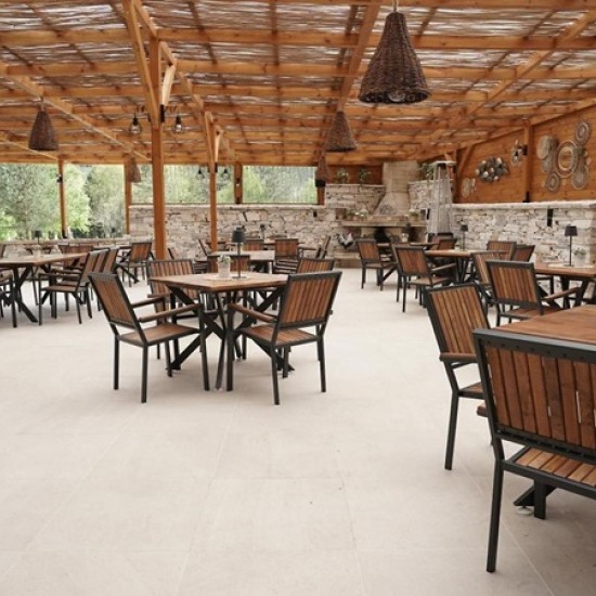 Време за почивка - прекрайте две нощувки със закуска за двама в комплекс Белите скали от Makaroon