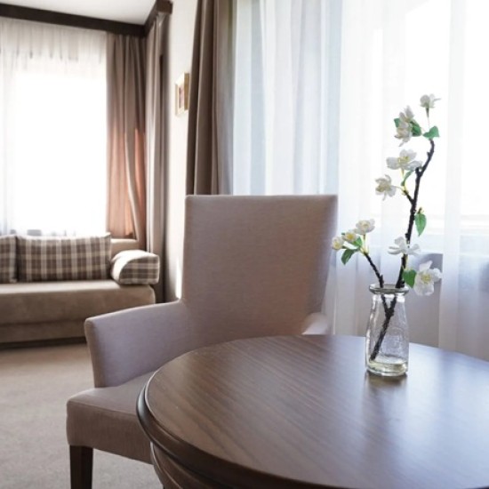 Време за почивка - прекрайте две нощувки със закуска за двама в комплекс Белите скали от Makaroon