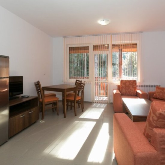 Почивка с дъх на гора - насладете се на 2 нощувки в самостоятелна вила за до 4 човека в Цигов Чарк от Makaroon