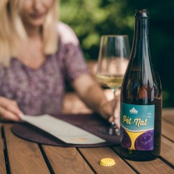 В дома на истинското вино с Тур и дегустация на вина резерва във Винарска изба Царев Брод 