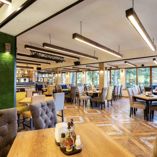 Подарете си един уикенд сред природата заедно с две нощувки на брега на яз. Доспат от Makaroon