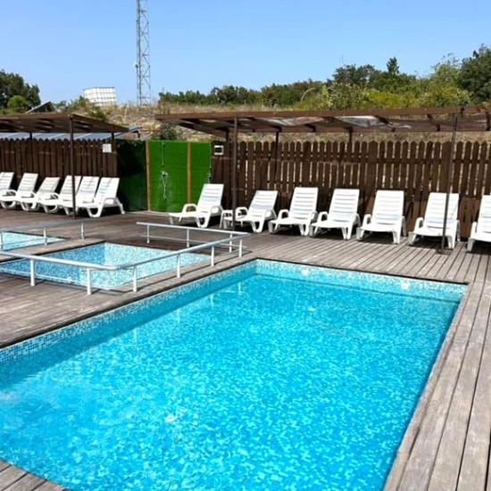 Насладете се на една спокойна почивка с Нощувка за двама със закуска + СПА в Комплекс Тополица от Makaroon