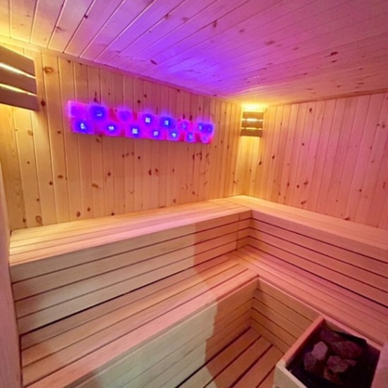 Насладете се на една спокойна почивка с Нощувка за двама със закуска + СПА в Комплекс Тополица от Makaroon