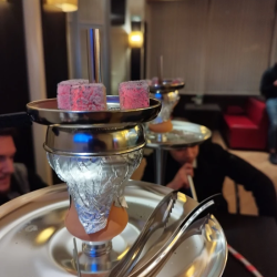 Наргиле изживяване за четирима + лимонада и вкусотийки в Наргиле бар Терасата