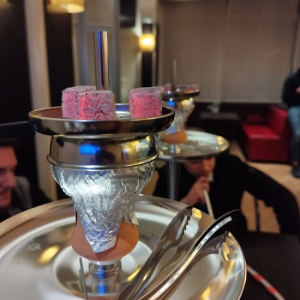 Наргиле изживяване за четирима + лимонада и вкусотийки в Наргиле бар Терасата