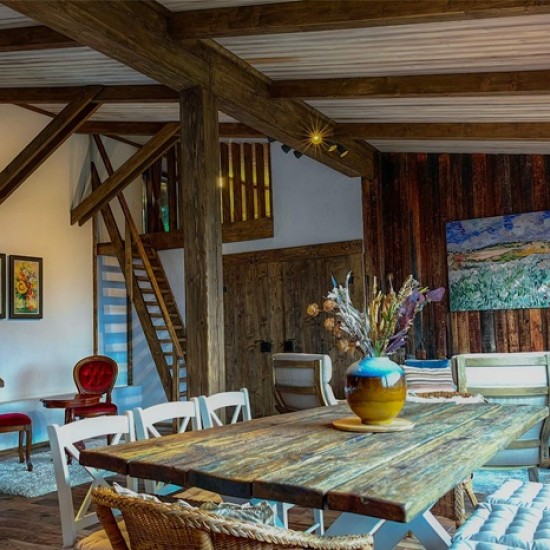 Почивка в планината с цялото семейство 2 нощувки в апартамент Хамбарът, къща за гости Нашето място, с. Зорница от Makaroon