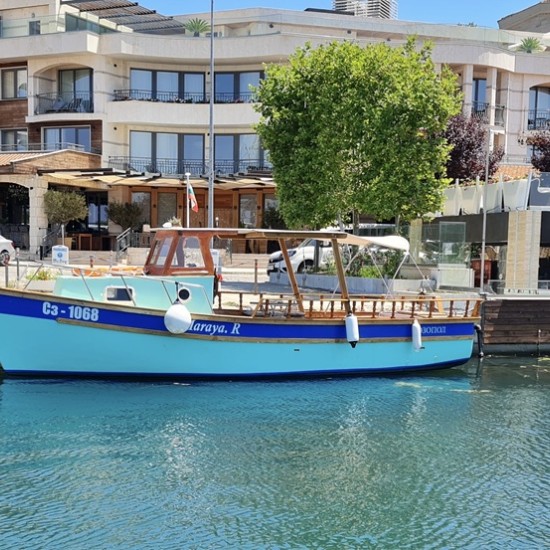 Спокойствие и красиви гледки с 4-часова разходка с лодка за до 10 души край Созопол от Makaroon