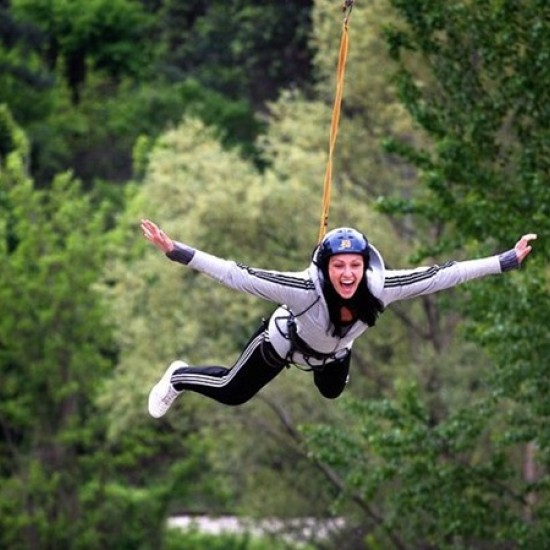 Адреналин и забавление с Преминаване през въжена градина и тролей в района на Симитли от Makaroon