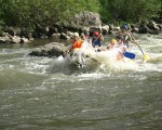 Впуснете се в едно истинско приключение по вода с Рафтинг по р. Искър от Makaroon