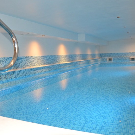 Indulge in complete relaxation with breakfast and spa with an overnight stay for two at the Romantica SPA Hotel from Makaroon