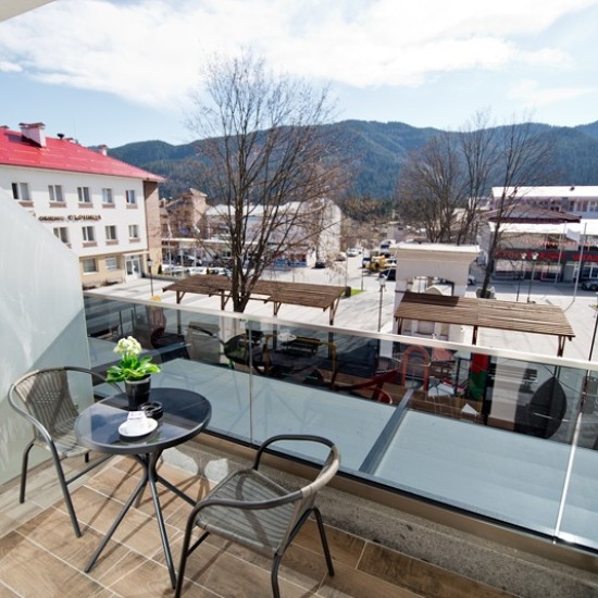 Indulge in complete relaxation with breakfast and spa with an overnight stay for two at the Romantica SPA Hotel from Makaroon