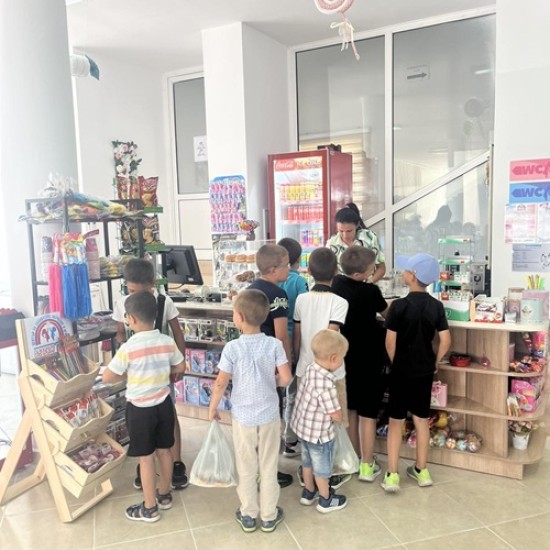 Отдайте се на пълноценен релакс със закуска и спа с нощувка за двама + 2 деца в СПА хотел Романтика от Makaroon