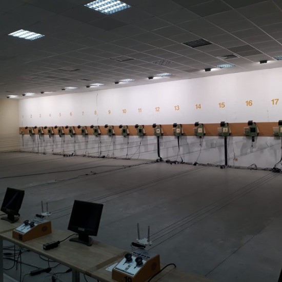 Вдигнете адреналина с Обучение по стрелба с различни видове оръжия в Пловдив от Makaroon Вдигнете адреналина с Обучение по стрелба с различни видове оръжия в Пловдив от Makaroon