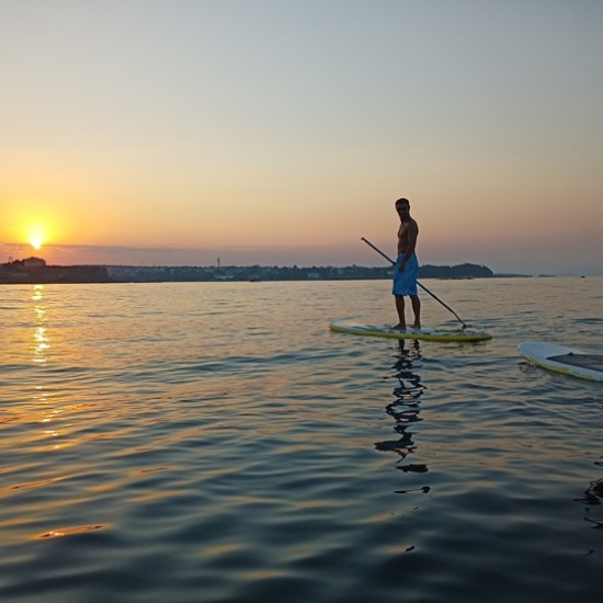 Подарете си една необикновена разходка по море с каяк или sup за двама в залива на плаж Нестинарка от Makaroon