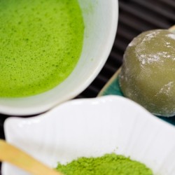 Работилница за традиционни японски сладки Мочи и чай Матча в ТеаТоріа - открийте вкусните тайни на Изтока Работилница за традиционни японски сладки Мочи и чай Матча в ТеаТоріа - открийте вкусните тайни на Изтока