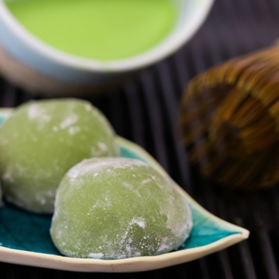 Опознайте сърцето на Япония с Дегустация на емблематичния японски чай матча в ТеаТоріа от Makaroon