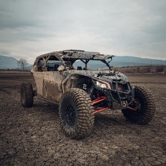 Време е за смях, адреналин и красиви гледки с возене на УТВ в сърцето на Осогово от Makaroon