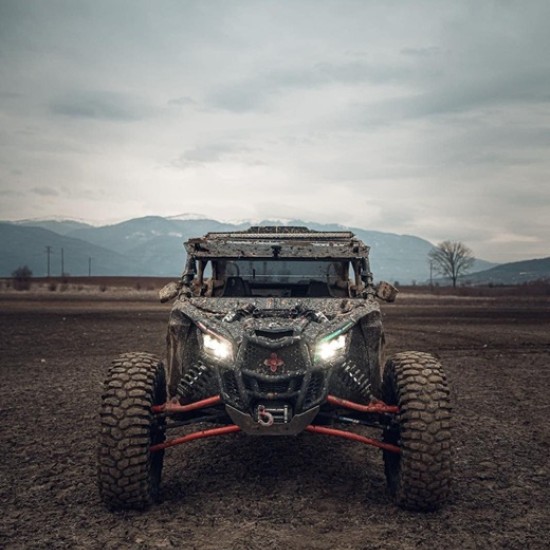 Време е за смях, адреналин и красиви гледки с возене на УТВ в сърцето на Осогово от Makaroon
