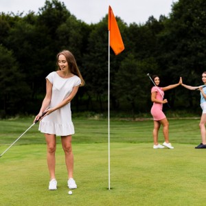 Делничен урок по голф за двама – незабравимо изживяване на открито край Банско